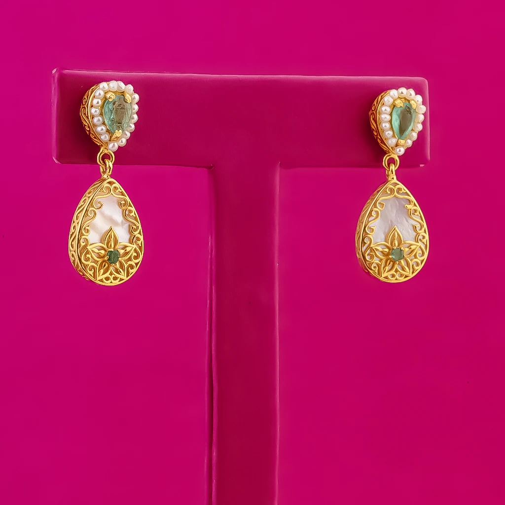 LJ038: Emeralds Sadaf Earrings