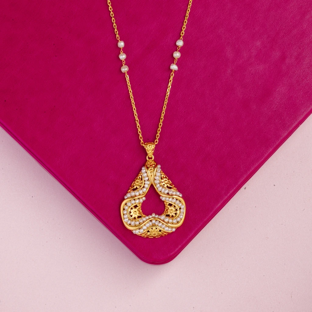 LJ014: Flower Necklace