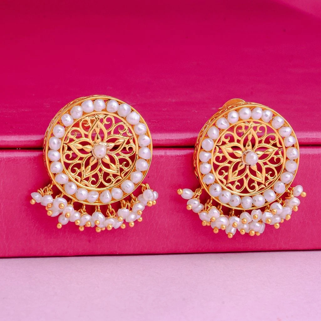 LJ180: Ful Pearls Earrings