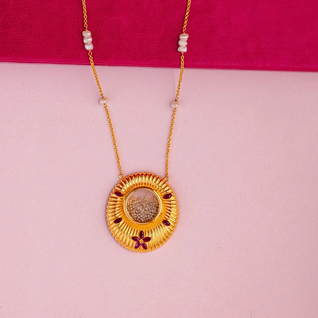 LJ049:Ruby Glass Necklace