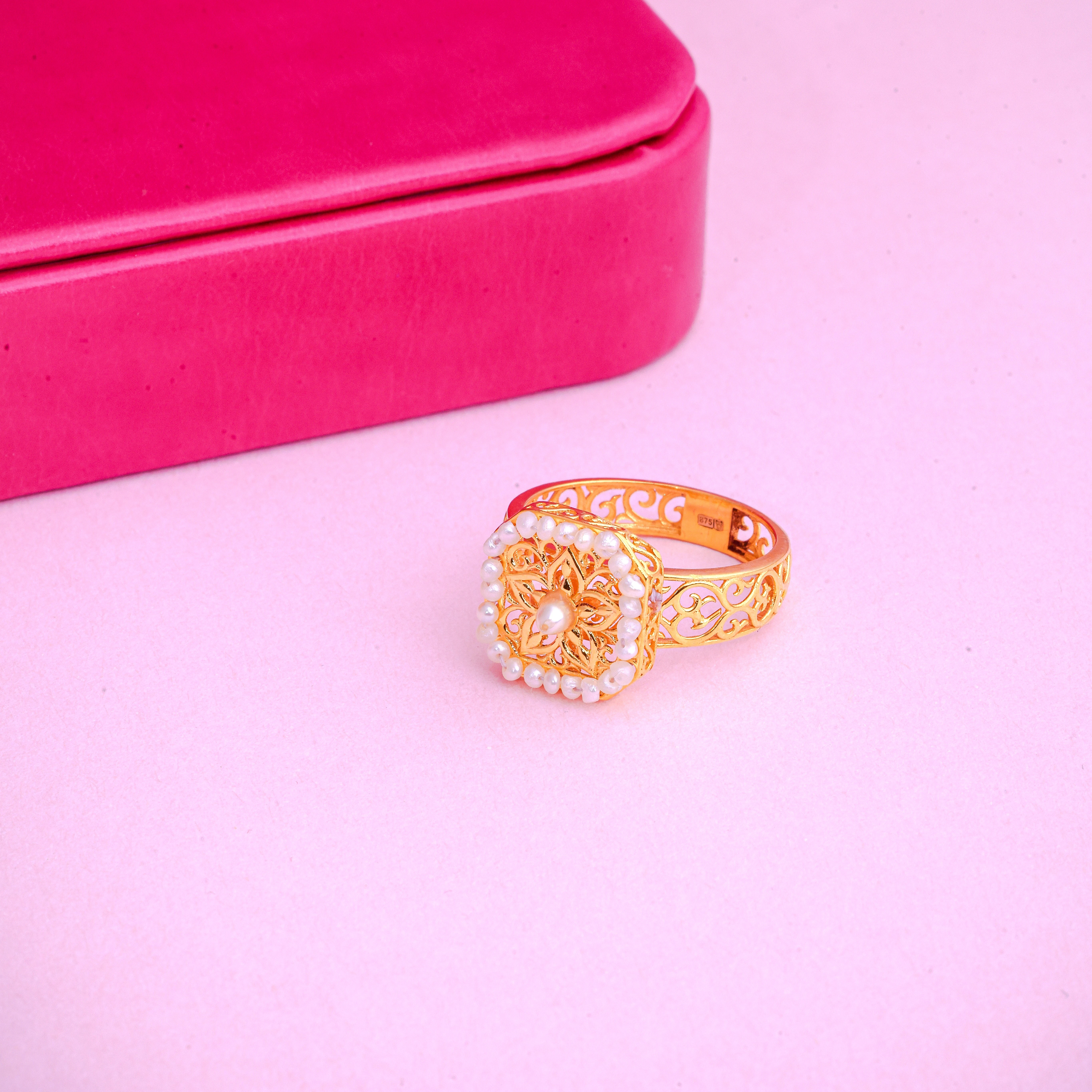 LJ176: Ful Square Ring